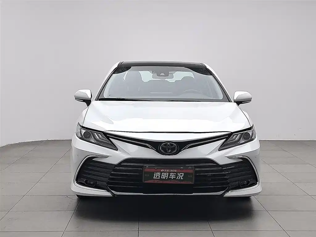 Toyota Camry 2023 2.5G Luxury Edition фото 3