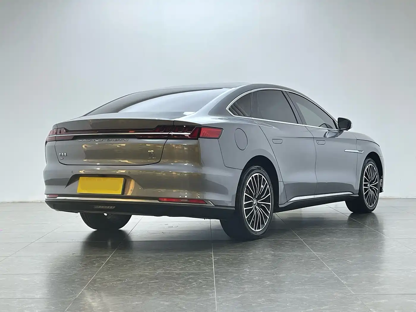 BYD Han 2020 DM AWD Performance Luxury Edition фото 4