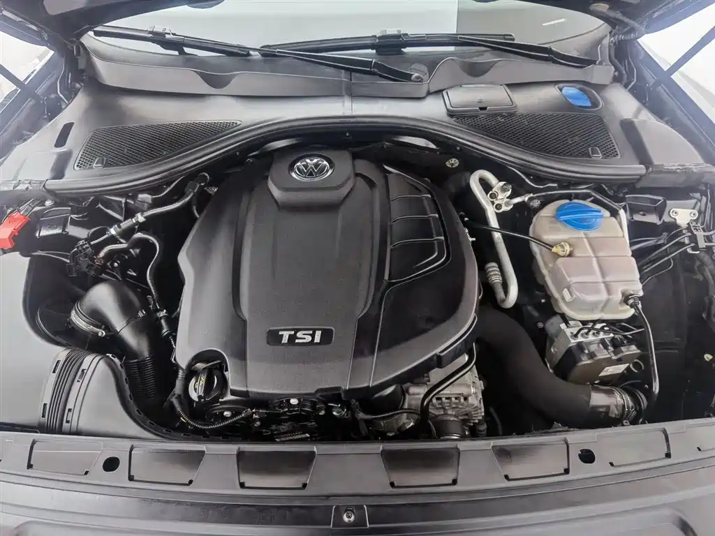 Volkswagen Phideon 2016 380TSI 2WD Prestige Edition фото 6
