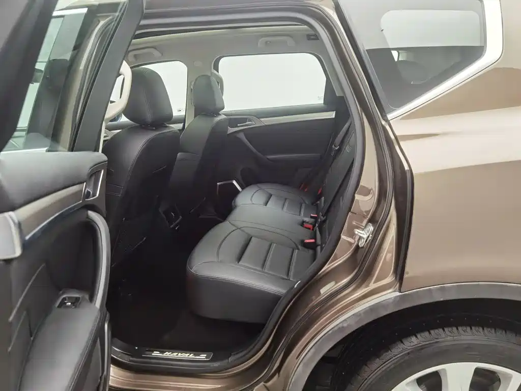 Photo 15 - Haval H7