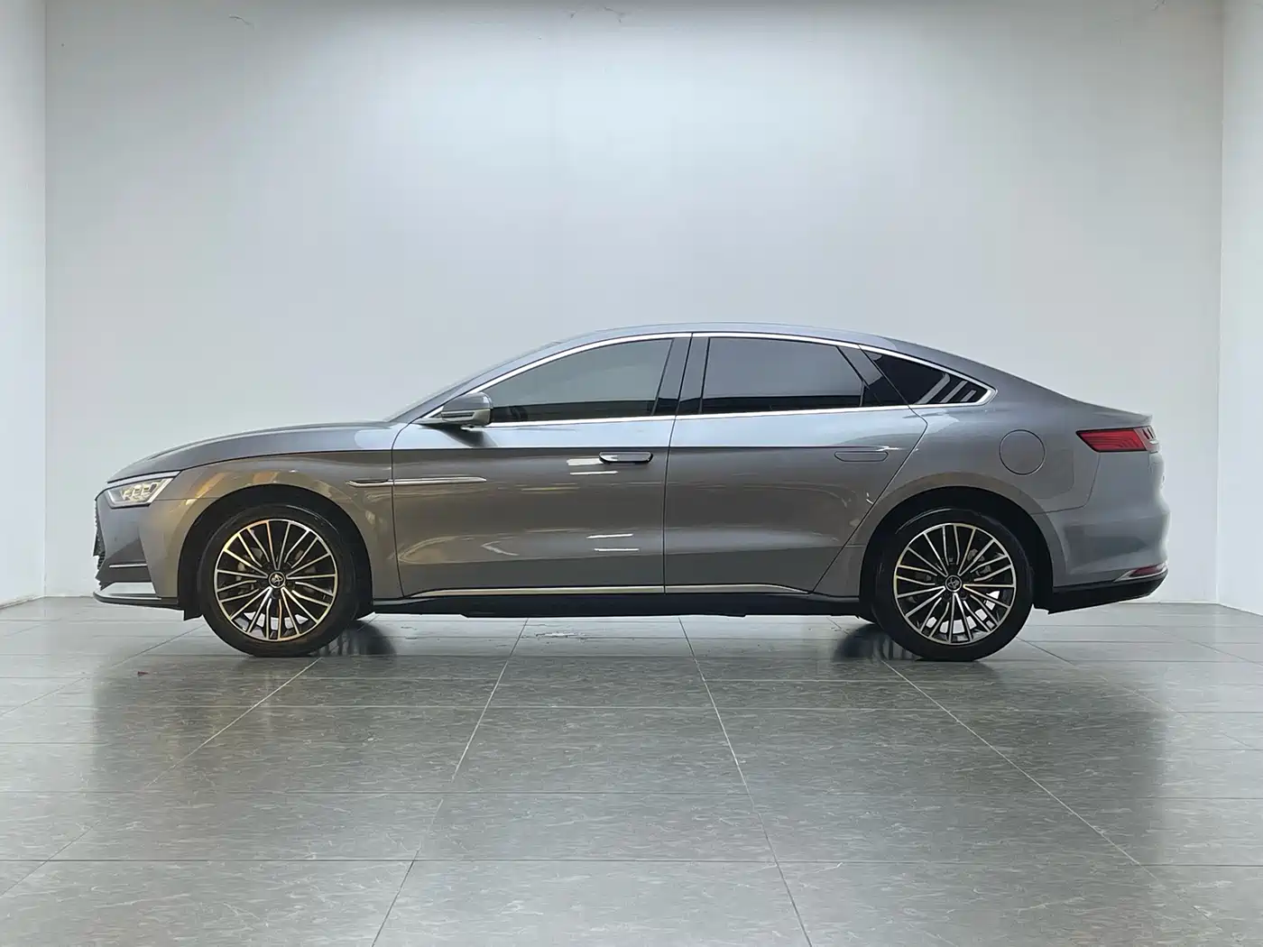 BYD Han 2020 DM AWD Performance Luxury Edition фото 8