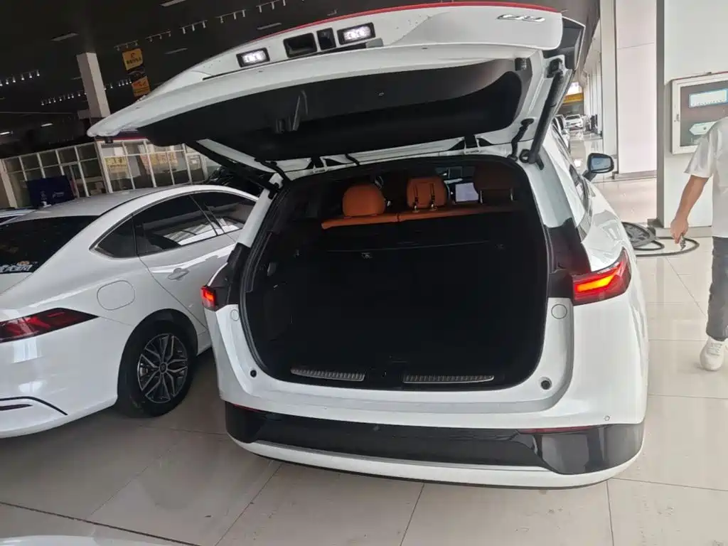 XPeng G9 2022 2022 702 Max