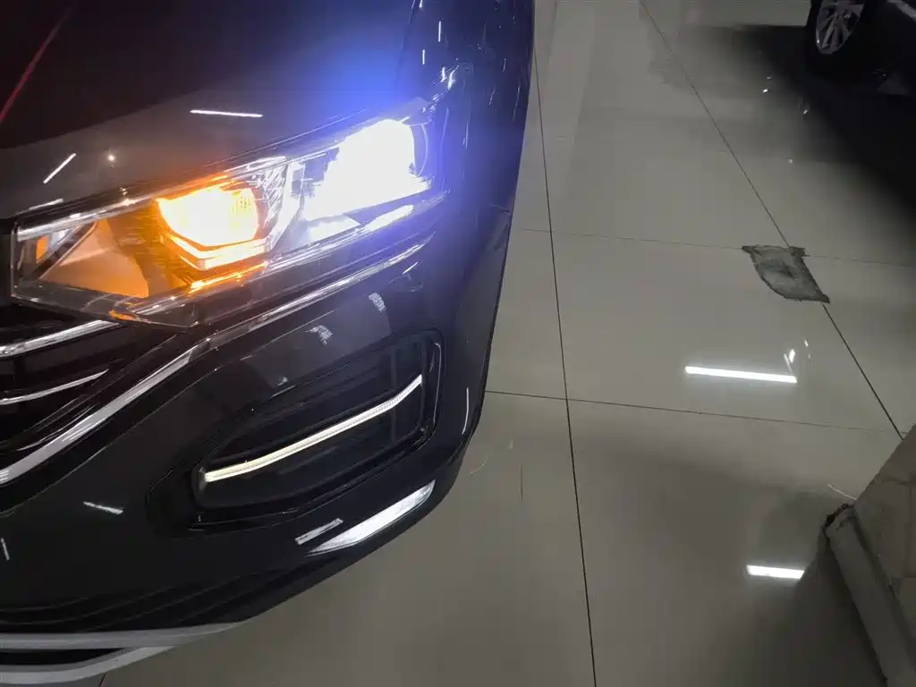 Volkswagen Tayron 2019 Expedition 280TSI 2WD Luxury (China VI) фото 18