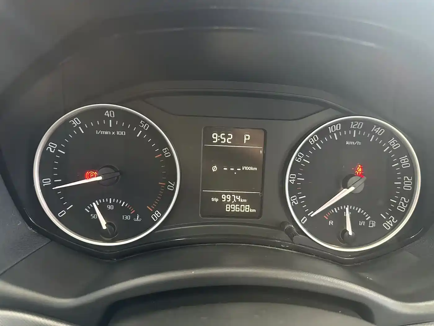 Škoda Octavia 2014 1.6L Auto Yijun Edition фото 16