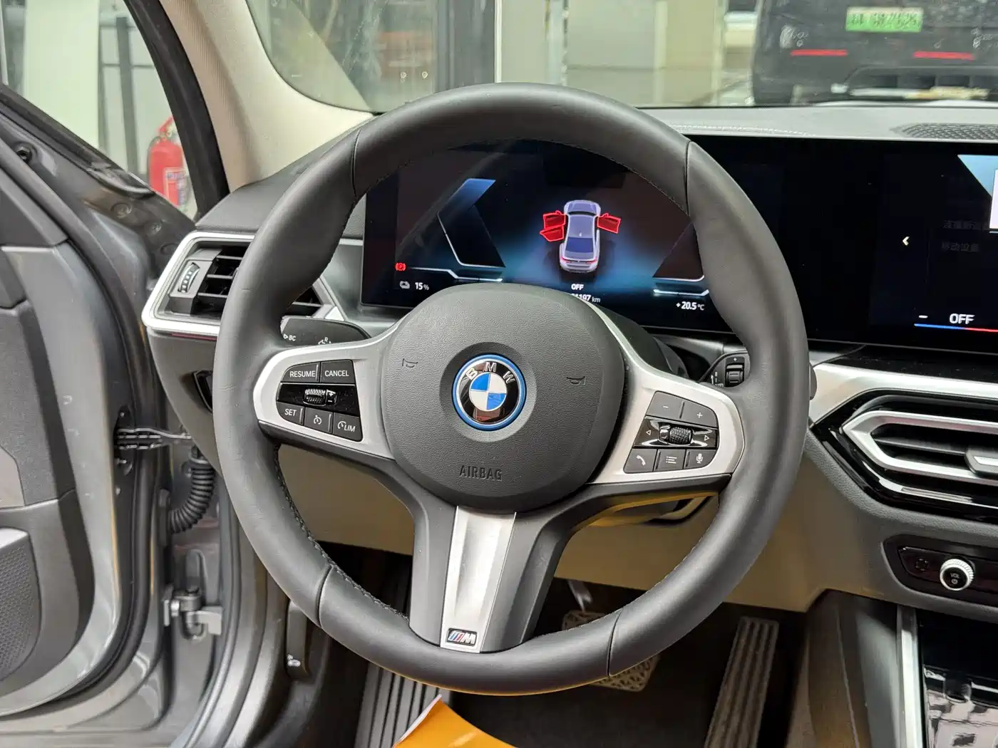 BMW I3