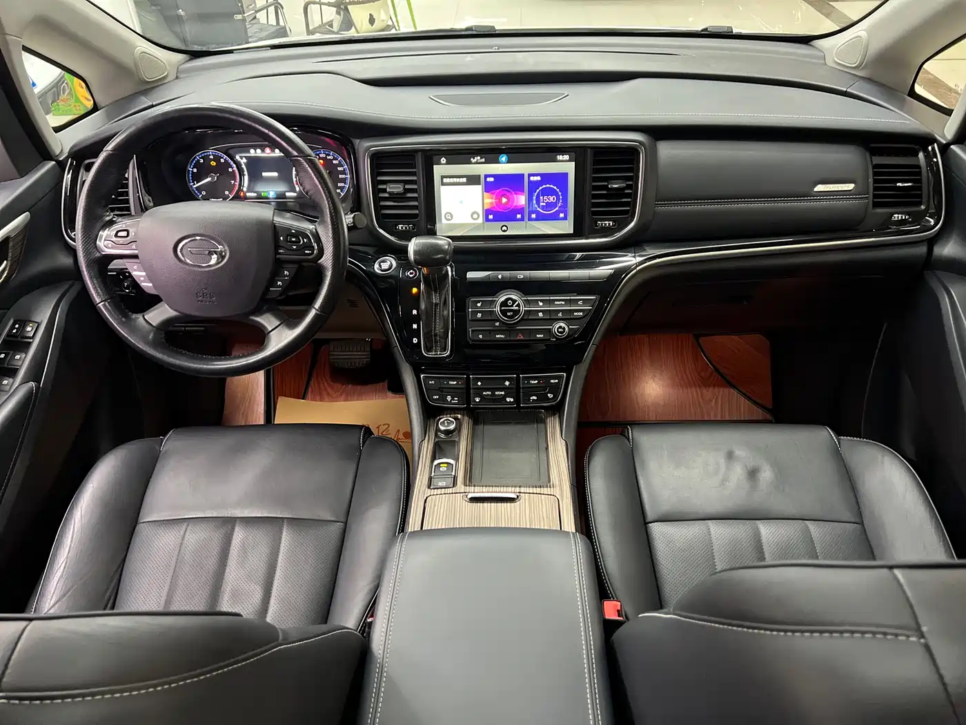 GAC Trumpchi Trumpchi M8 2020 Pilot 390T Ultimate Edition фото 5