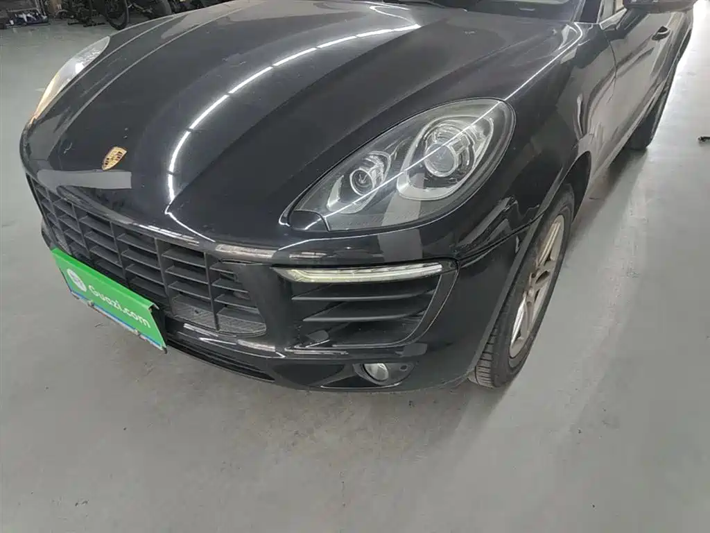 Porsche Macan 2017 Macan 2.0T фото 18