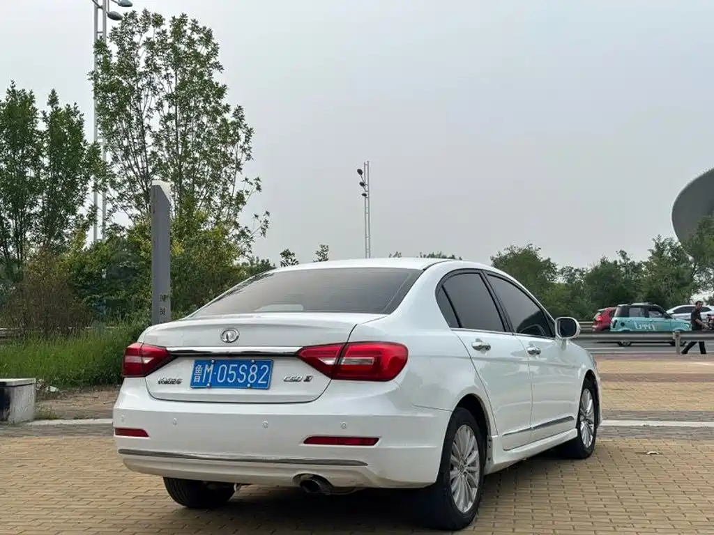 Great Wall C50 2015 2014 Upgrade 1.5T Manual Fashion