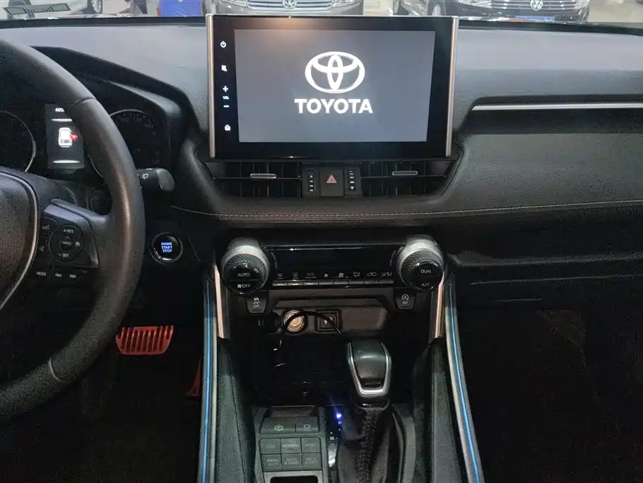 Toyota Wildlander 2022 2.0L CVT AWD Luxury PLUS Edition фото 13