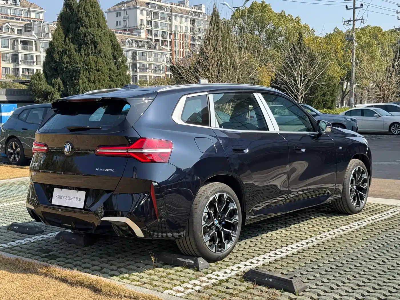 BMW X3 2025 xDrive30L Premium M Sport Package фото 5