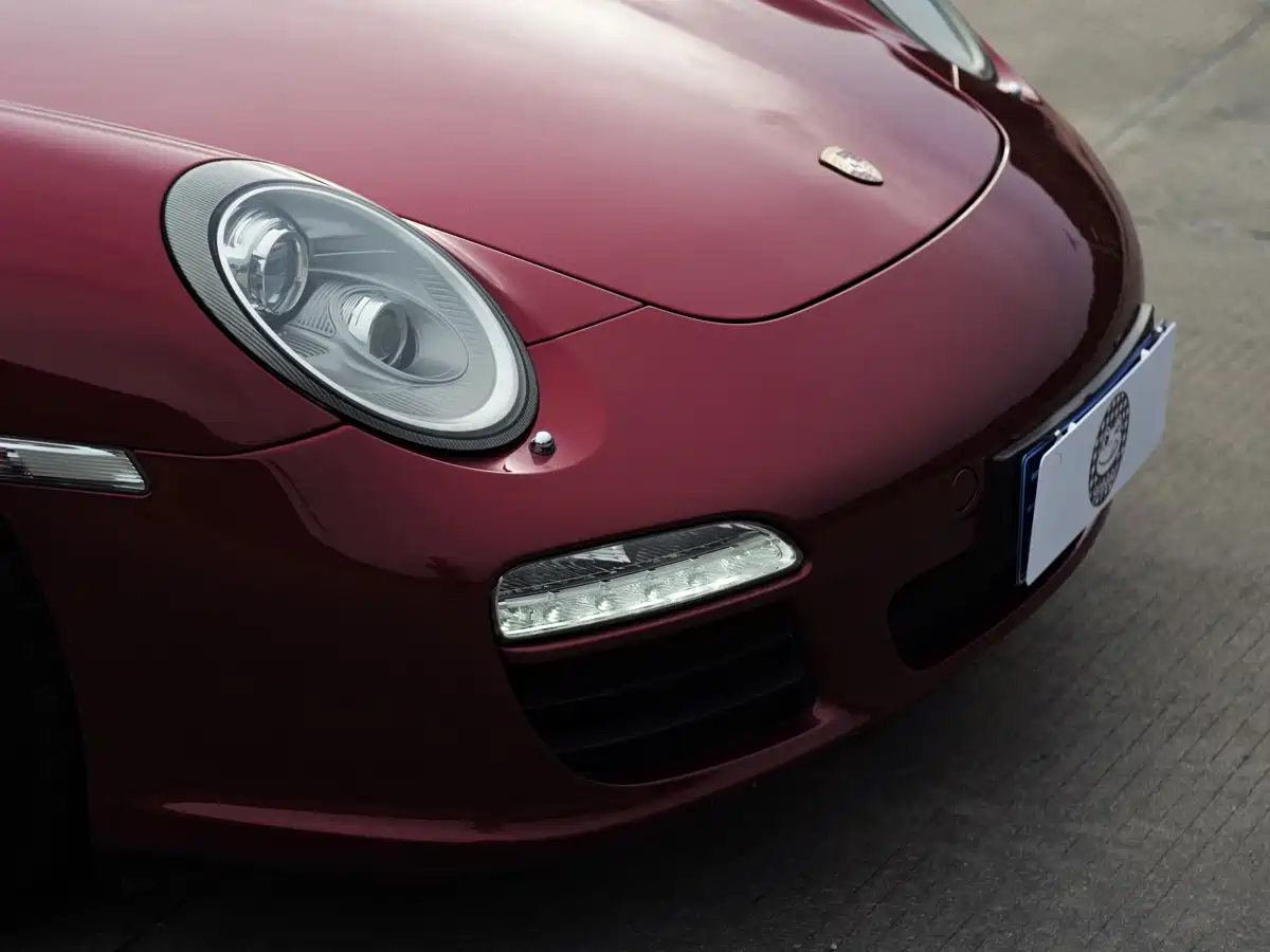 Porsche 911 2010 Carrera 3.6L фото 20