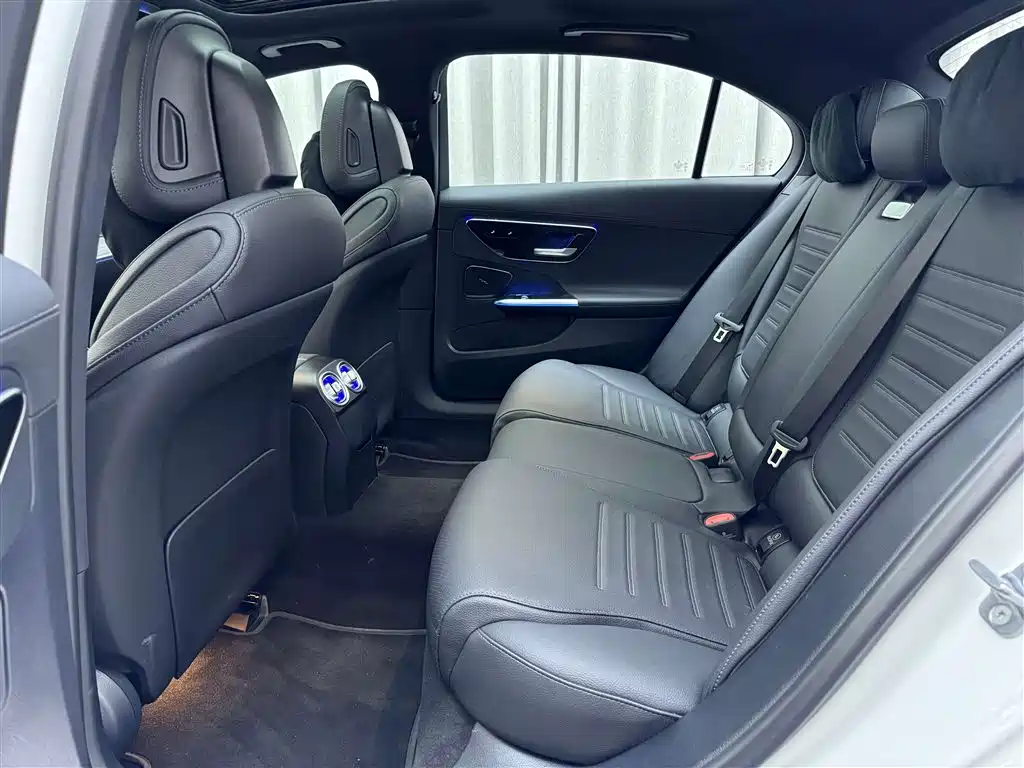 Mercedes-Benz C-Class 2024 Second Facelift C 260 L Sport фото 29