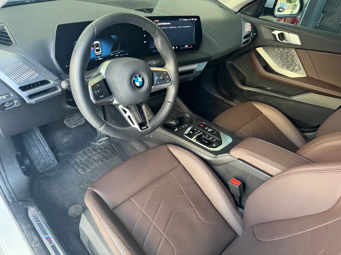 BMW 2 Series 2025 225L M Sport Package фото 9