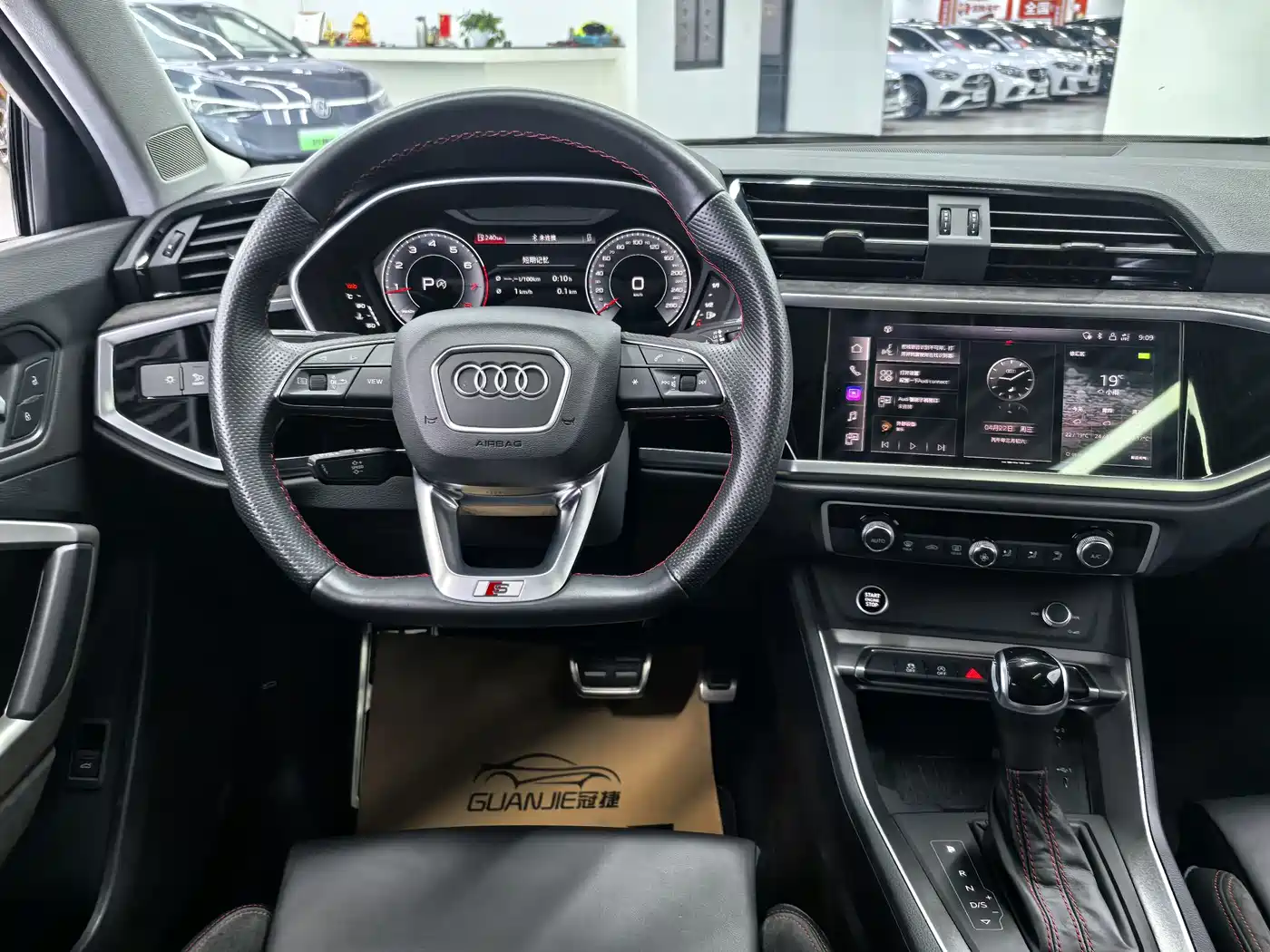 Audi Q3 Sportback 2022 Model 40 TFSI RS Kit Speed Edition фото 7