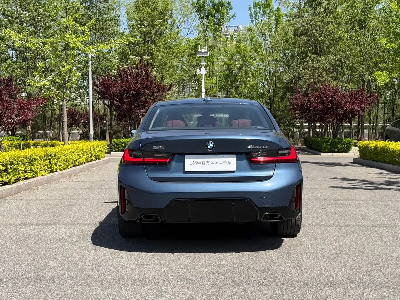 BMW 3 Series 2024 330Li M Sport Shadowline Package фото 4