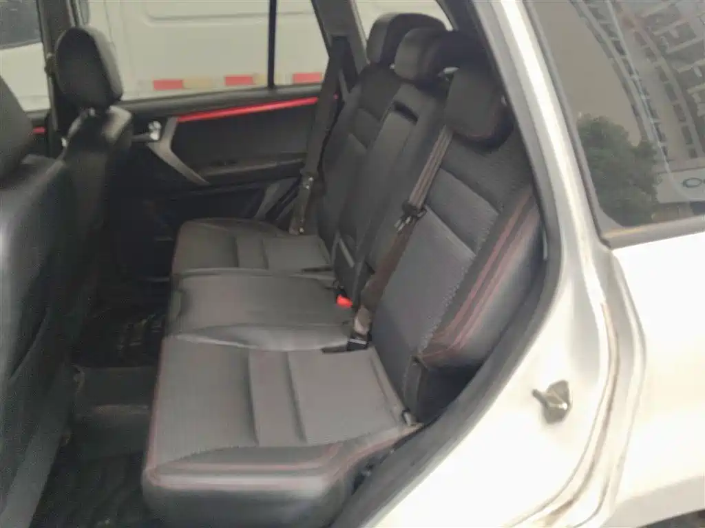 Chery Tiggo 3 2018 2016 1.6L CVT Smart Edition