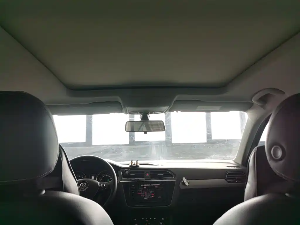 Volkswagen Tiguan L 2020 330TSI Auto 2WD Panorama Comfort China VI фото 9