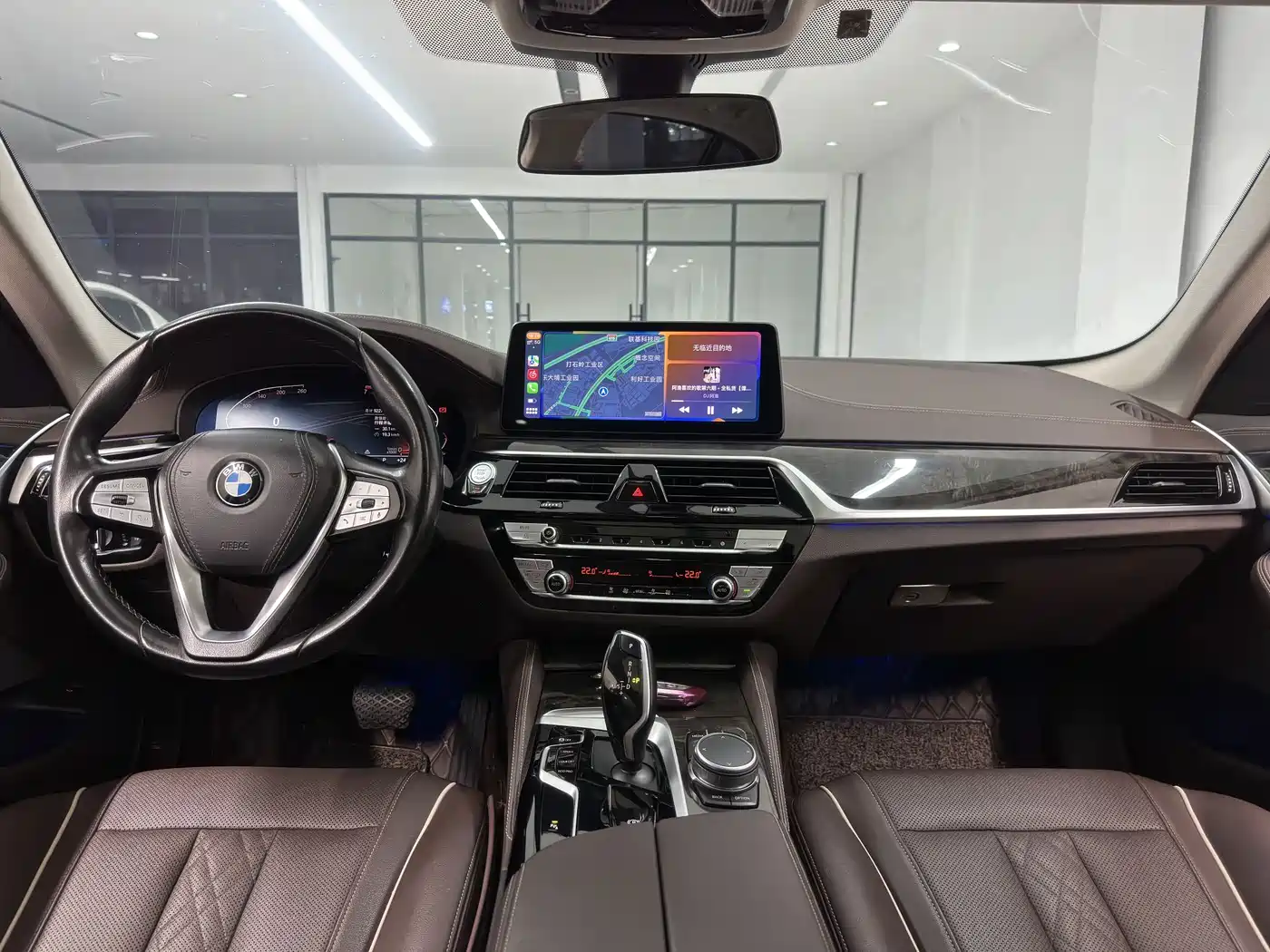 BMW 5 Series 2021 525Li Luxury Package фото 3