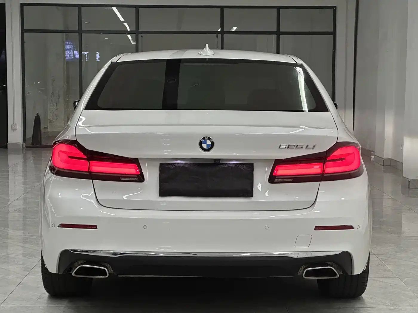 BMW 5 Series 2021 525Li Luxury Package фото 10