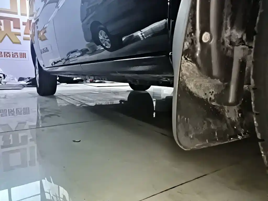 JAC Refine M3 2024 2023 PLUS 1.5T 7/8-seater Smart Connect Edition