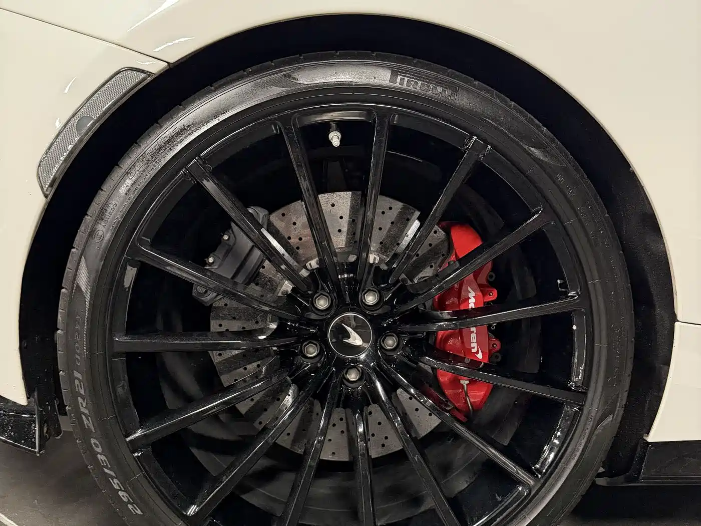McLaren GT 2023 4.0T Standard Model фото 6