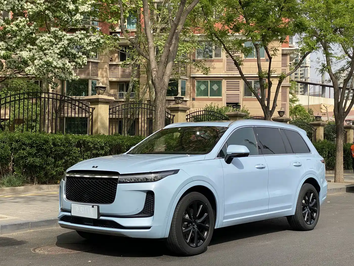 Li Auto Li ONE 2020 Extended Range 6-seater