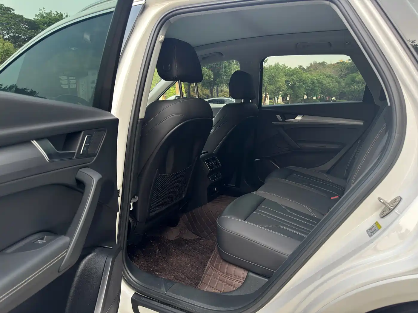 Audi Q5L 2023 40T Ice & Snow Sport Edition фото 5