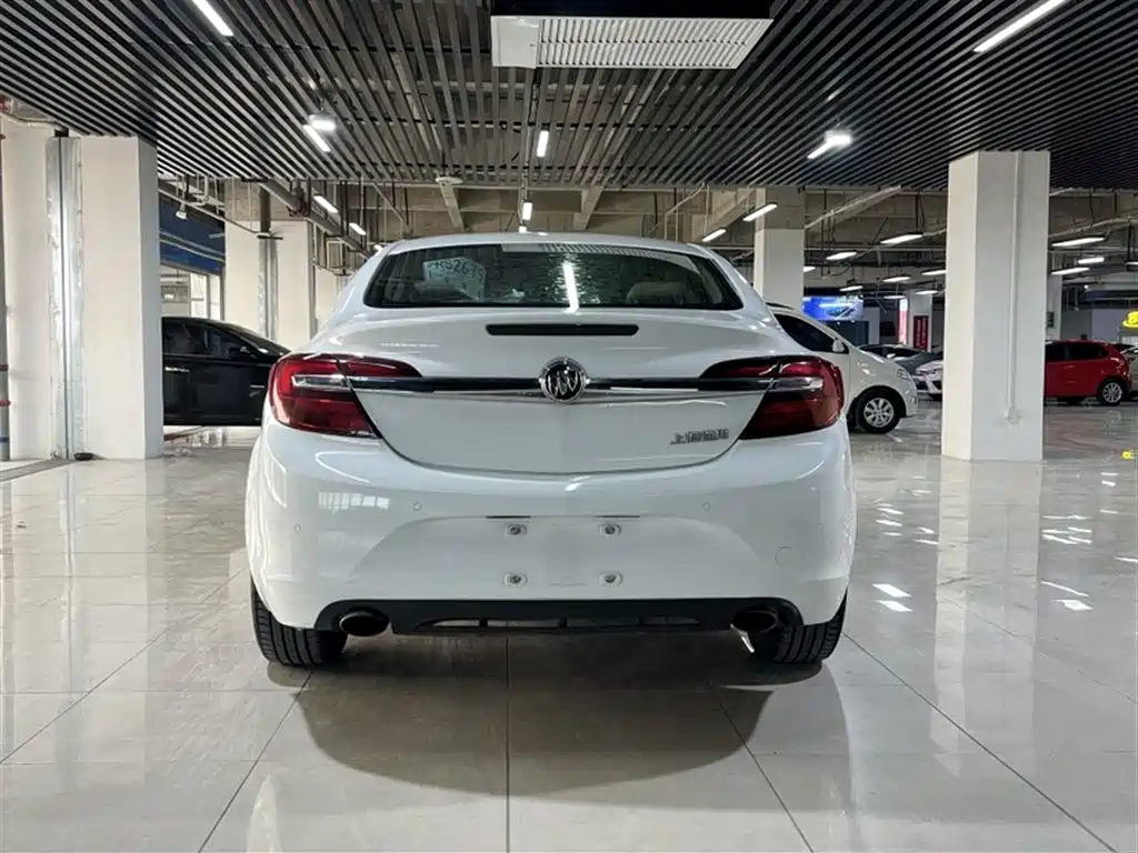 Buick Regal 2015 2.0L Leading Fashion Model фото 18