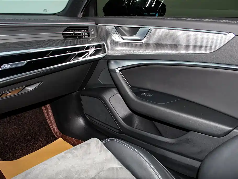 Audi A6L 2024 45 TFSI Premium Dynamic фото 27