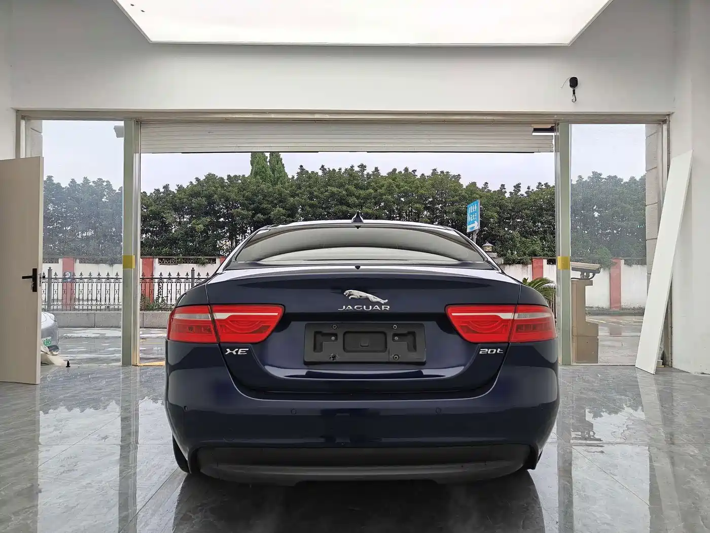Jaguar XE 2017 2017 2.0T 200PS R-Sport