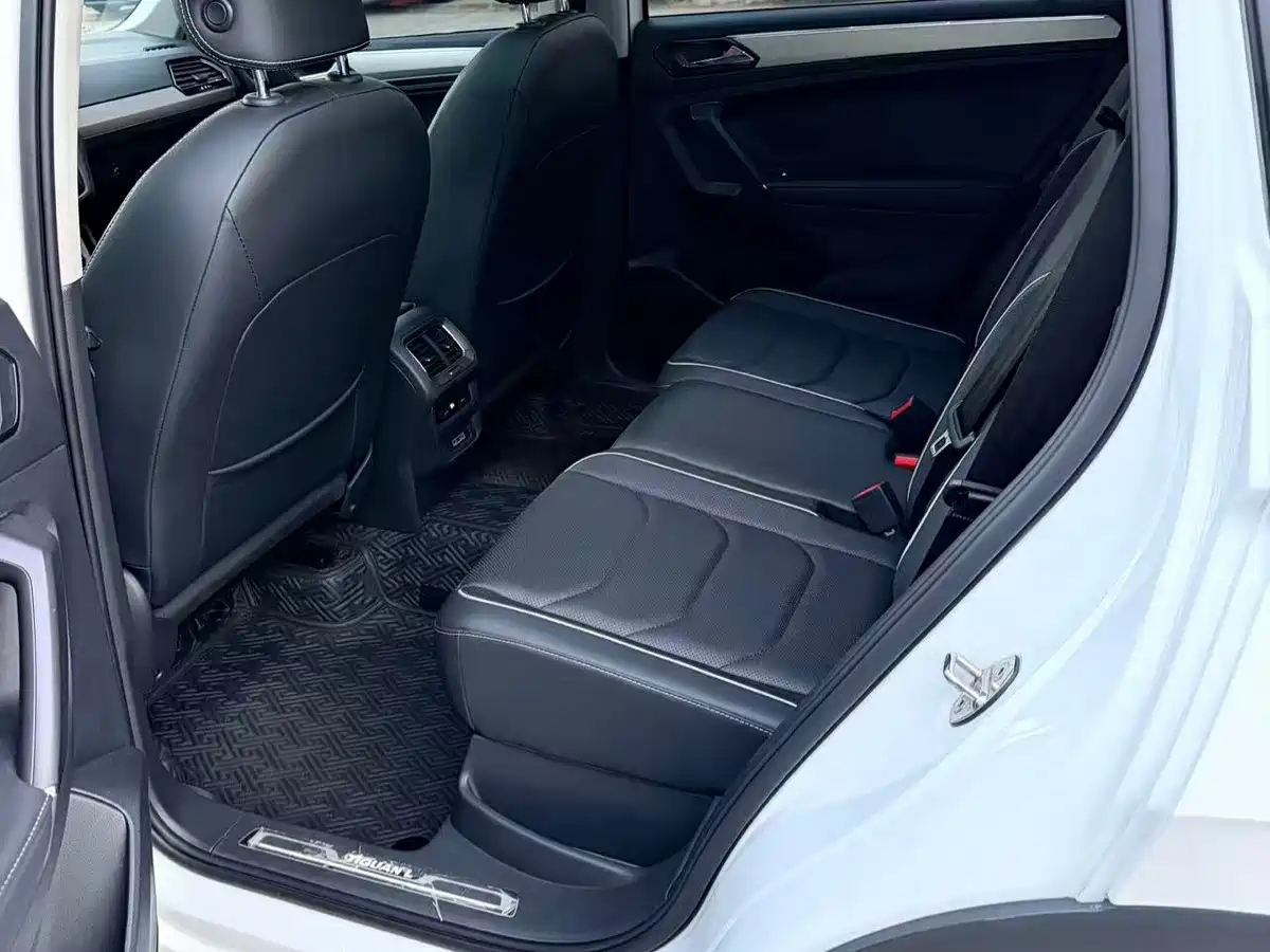 Volkswagen Tiguan L 2018 330TSI Automatic 2WD Flagship Edition фото 8