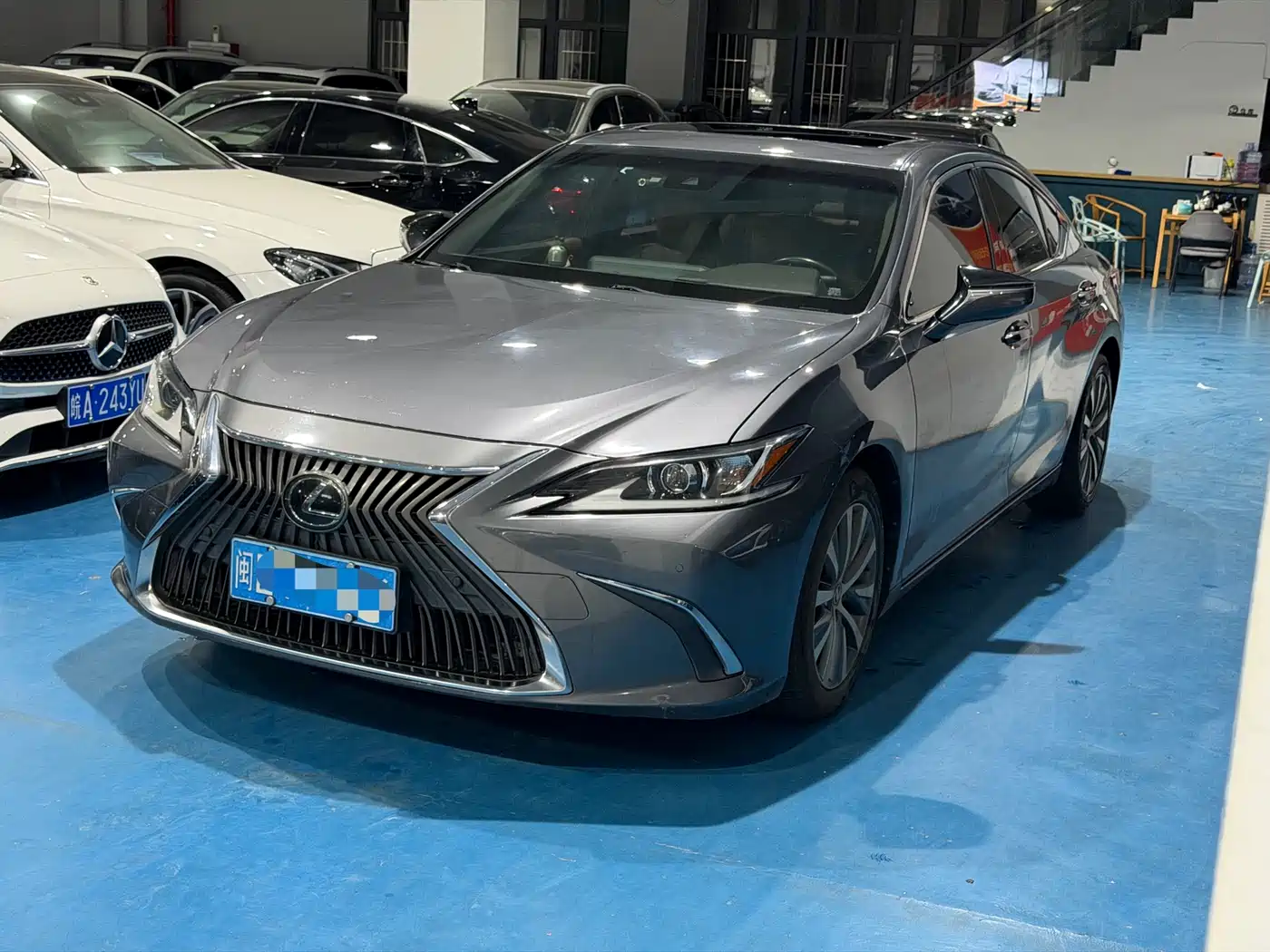 Lexus ES 2018 200 Excellence Edition China V