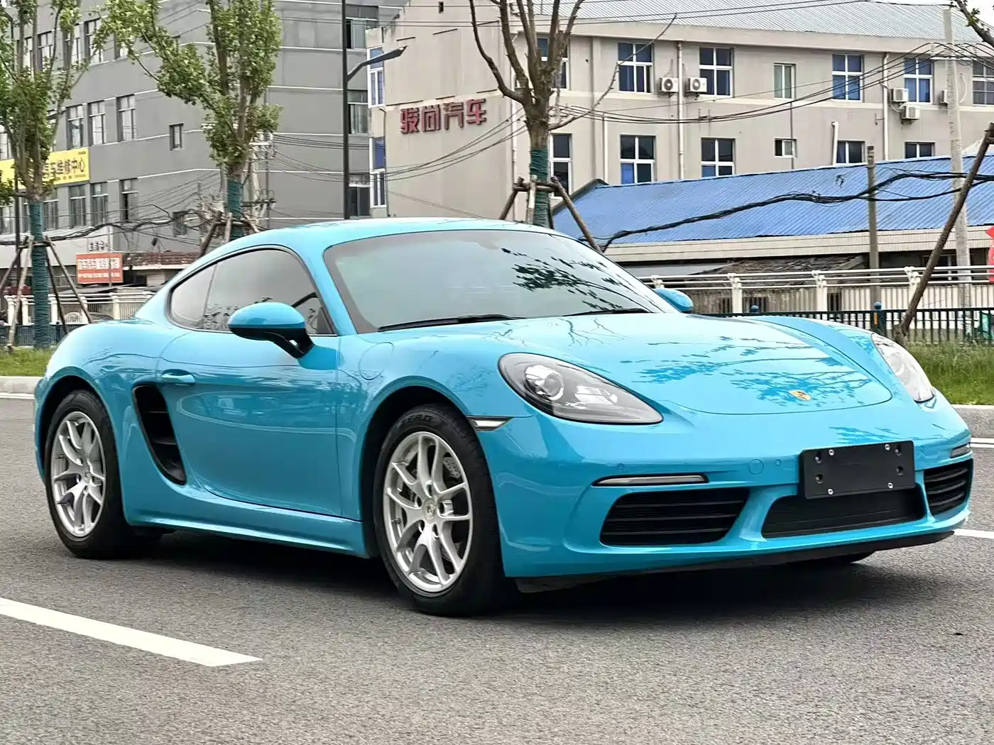 Porsche 718 2019 Cayman T 2.0T фото 3