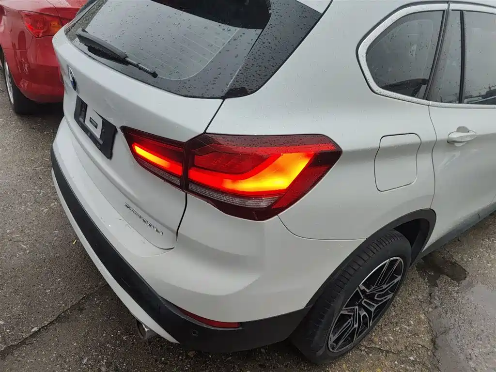 BMW X1 2021 Facelift sDrive20Li Fashion фото 24