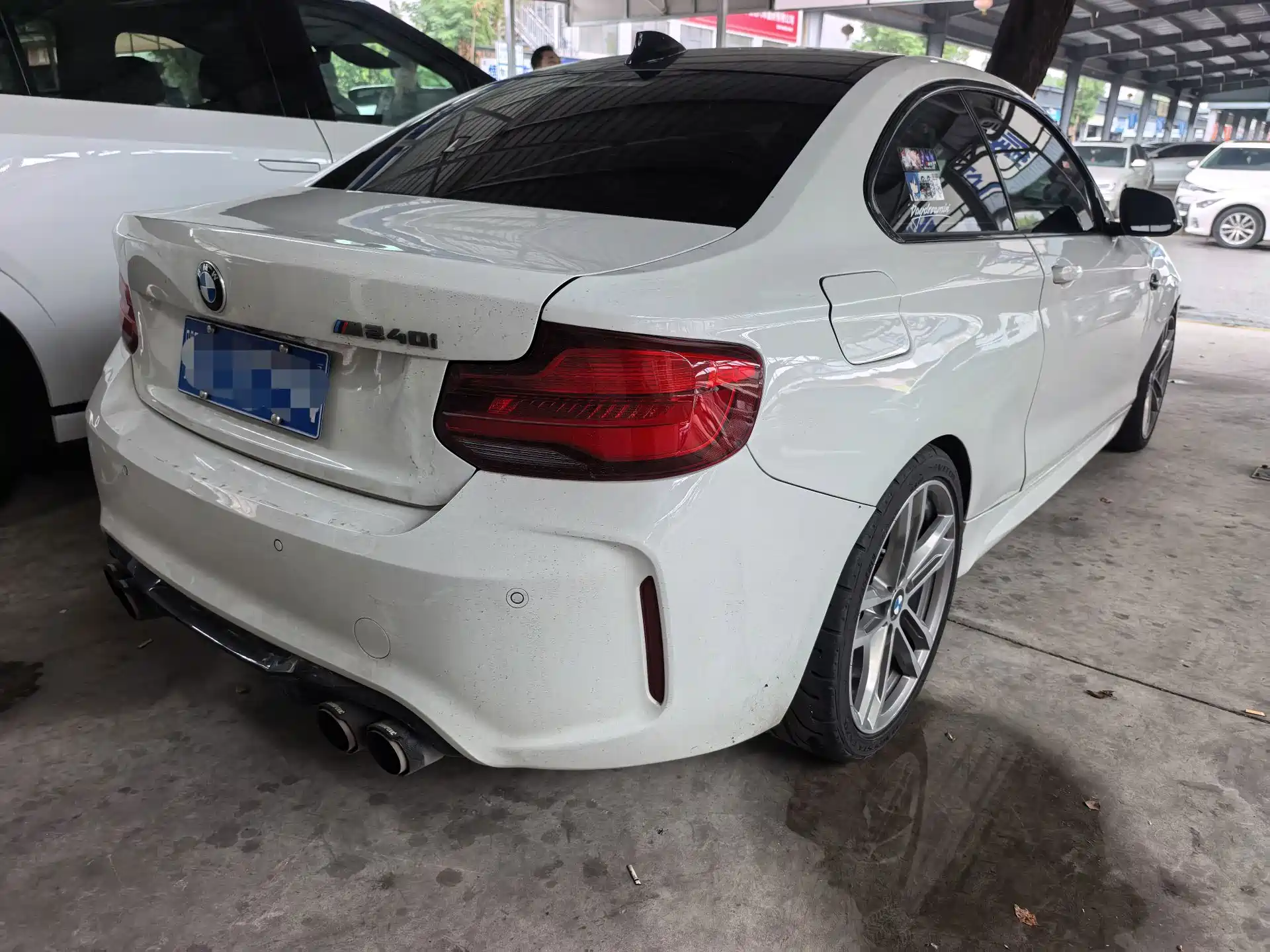 Photo 16 - BMW 2 Series (Import)