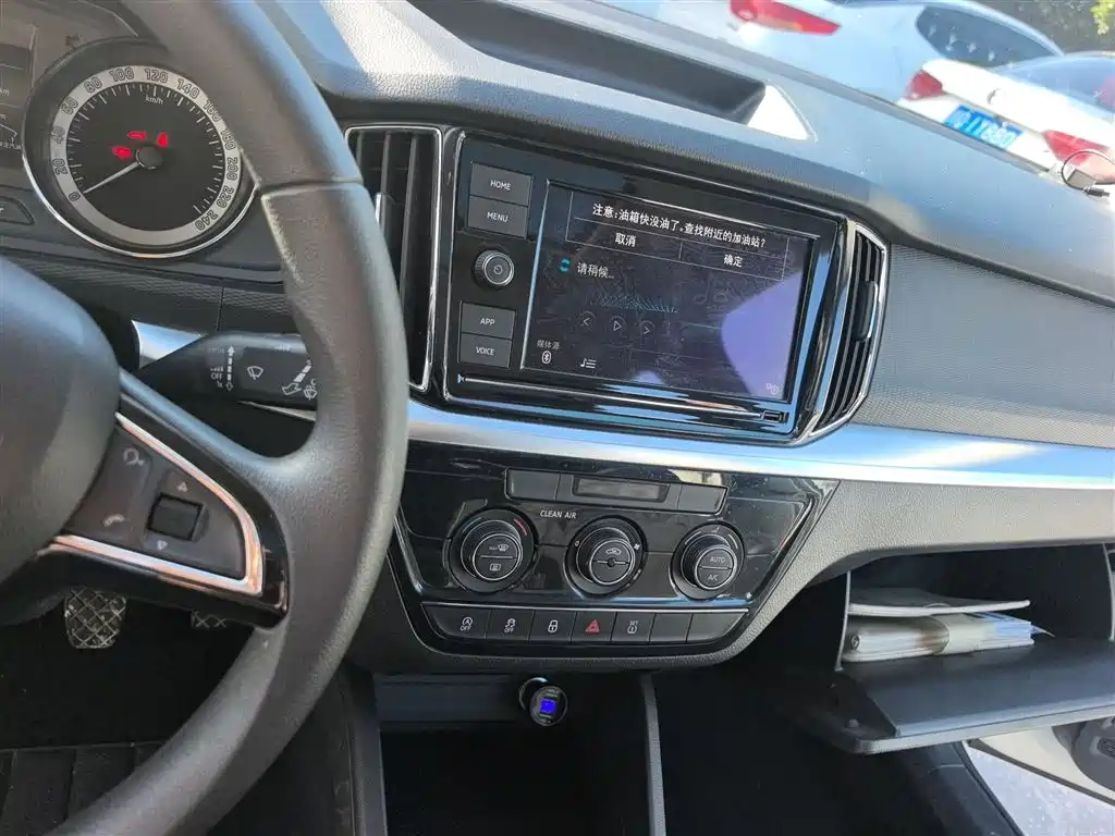 Škoda Kamiq 2018 1.5L Manual Comfort Version China VI фото 6