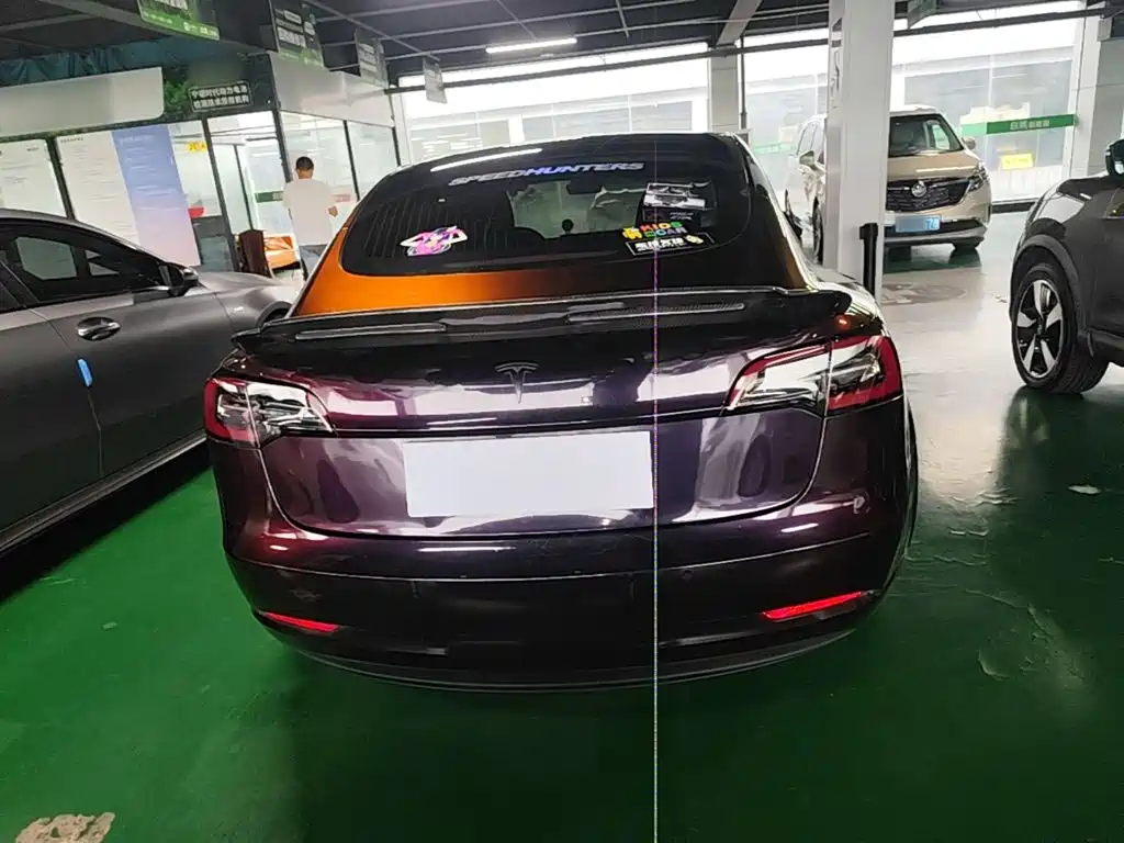 Фото 6 - Tesla Model 3