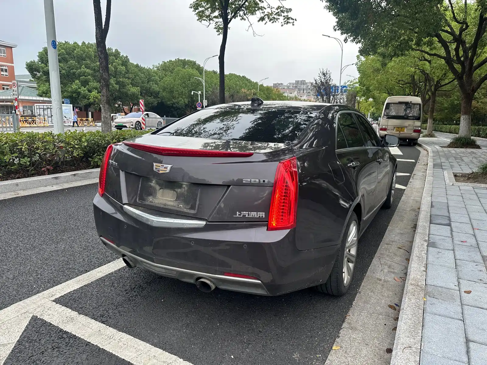 Photo 5 - Cadillac ATS-L