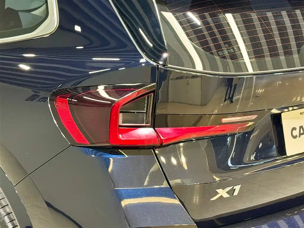 BMW X1 2023 sDrive25Li M Sport Package фото 9