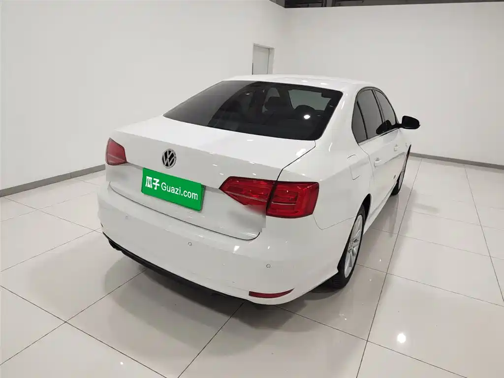 Volkswagen Sagitar 2018 280TSI DSG Spark Edition фото 5