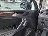 Фото 7 - Volkswagen Tiguan