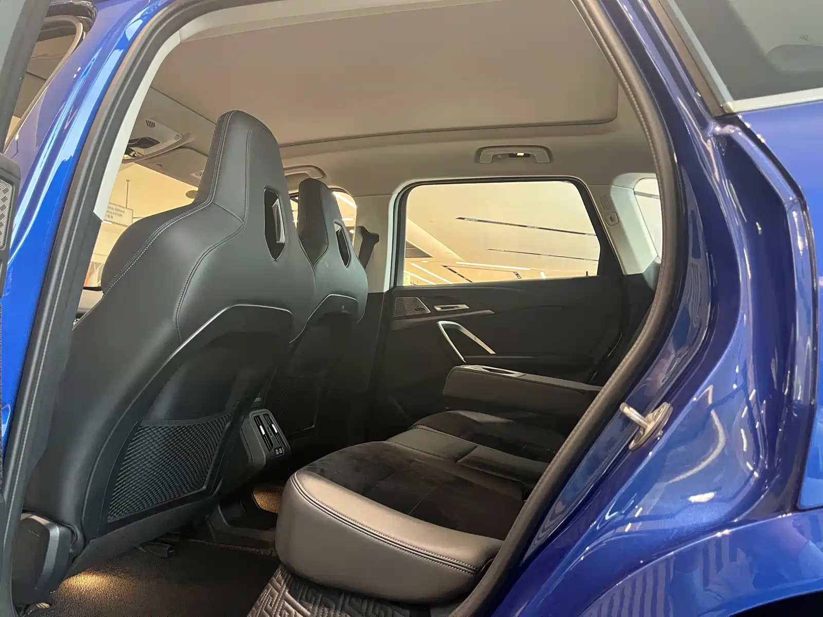 Фото 5 - BMW iX1