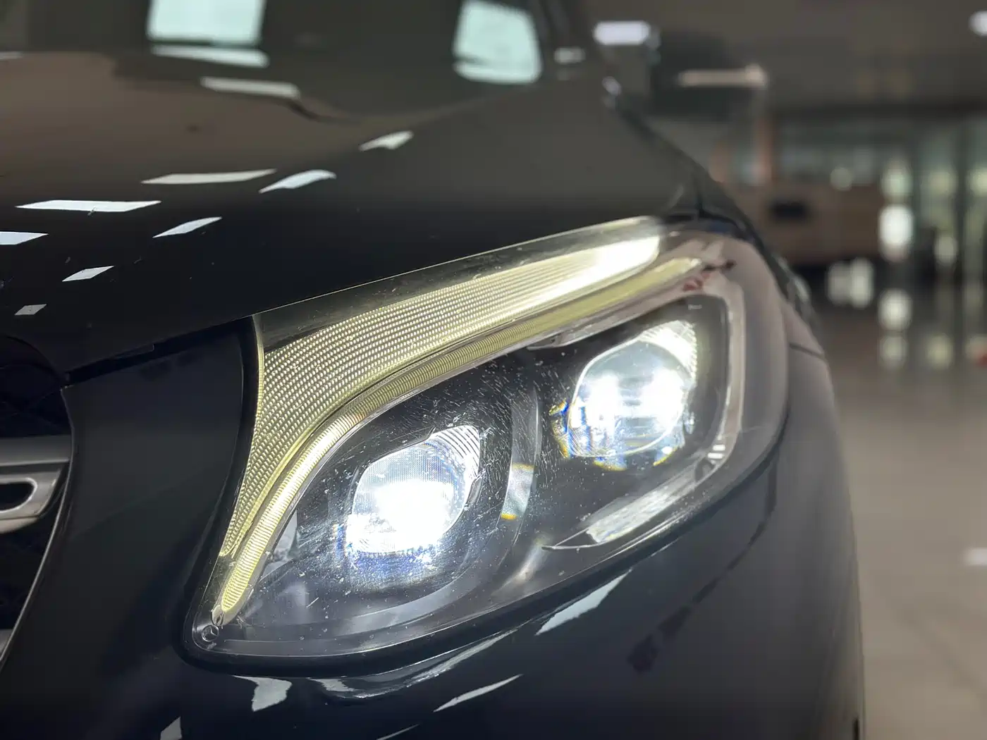Mercedes-Benz GLC 2017 GLC 300 4MATIC Dynamic фото 4