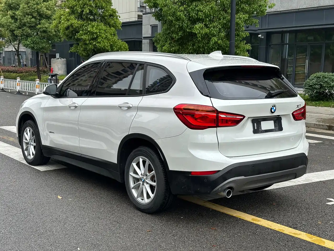 BMW X1 2016 sDrive18Li Fashion Model фото 7