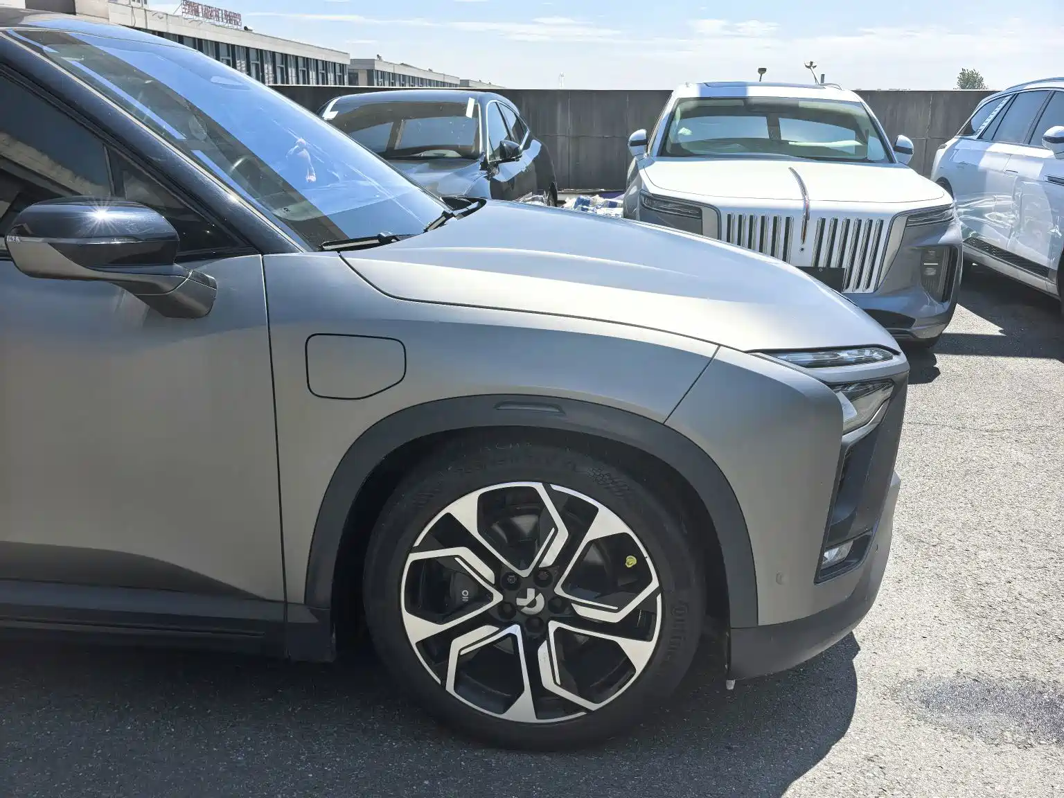 Фото 6 - NIO ES8