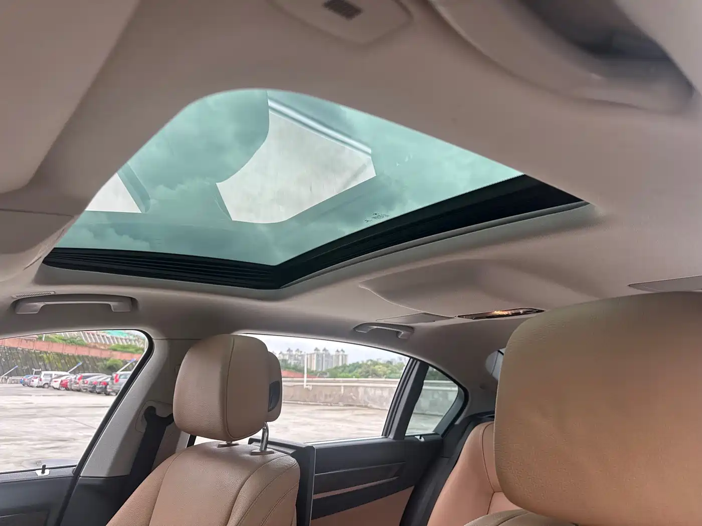 BMW 7 Series 2014 730Li Premium фото 19