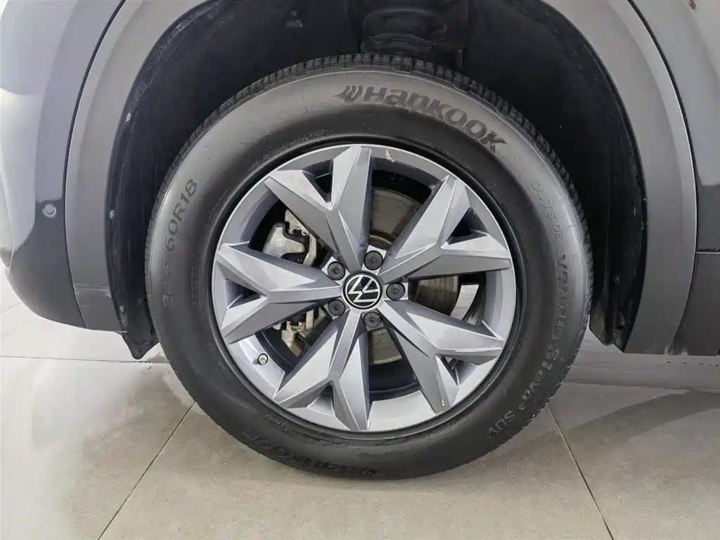 Volkswagen Teramont 2023 Teramont X 330TSI 2WD Luxury фото 17
