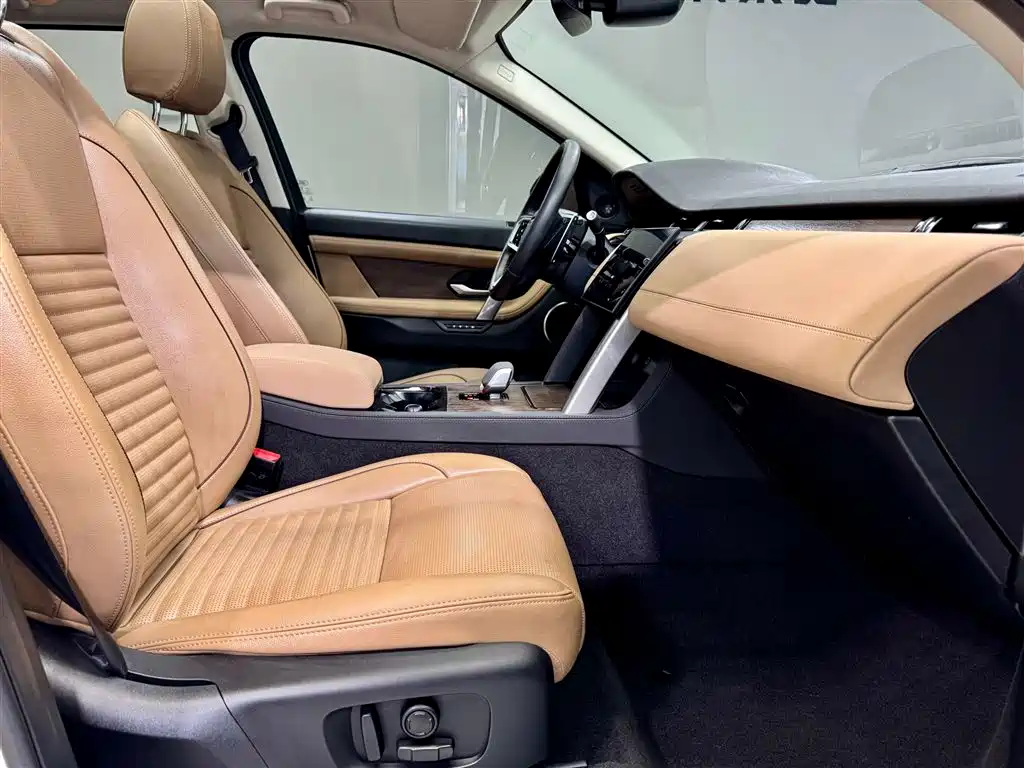 Land Rover Discovery Sport 2025 249PS Performance Tech Edition фото 19