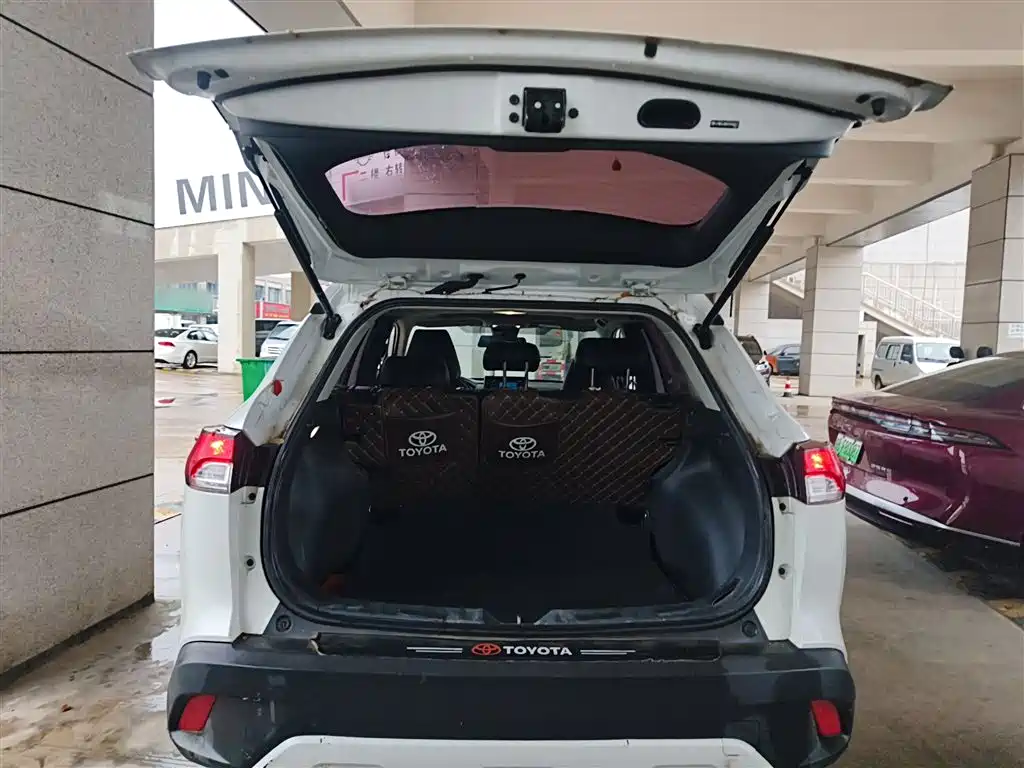 Toyota Corolla Cross 2022 2.0L Elite Edition фото 15
