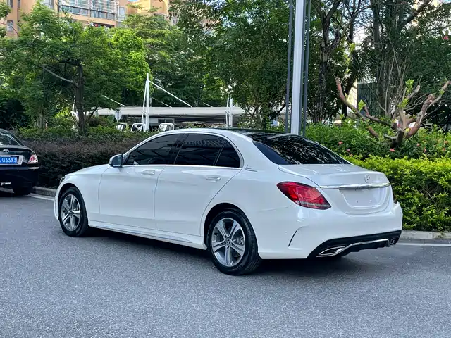 Mercedes-Benz C-Class 2019 C 260 L Sport — фото 5
